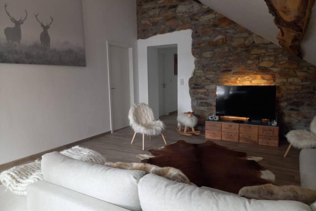 Le Grenier De Charlotte Apartment Libin Bagian luar foto