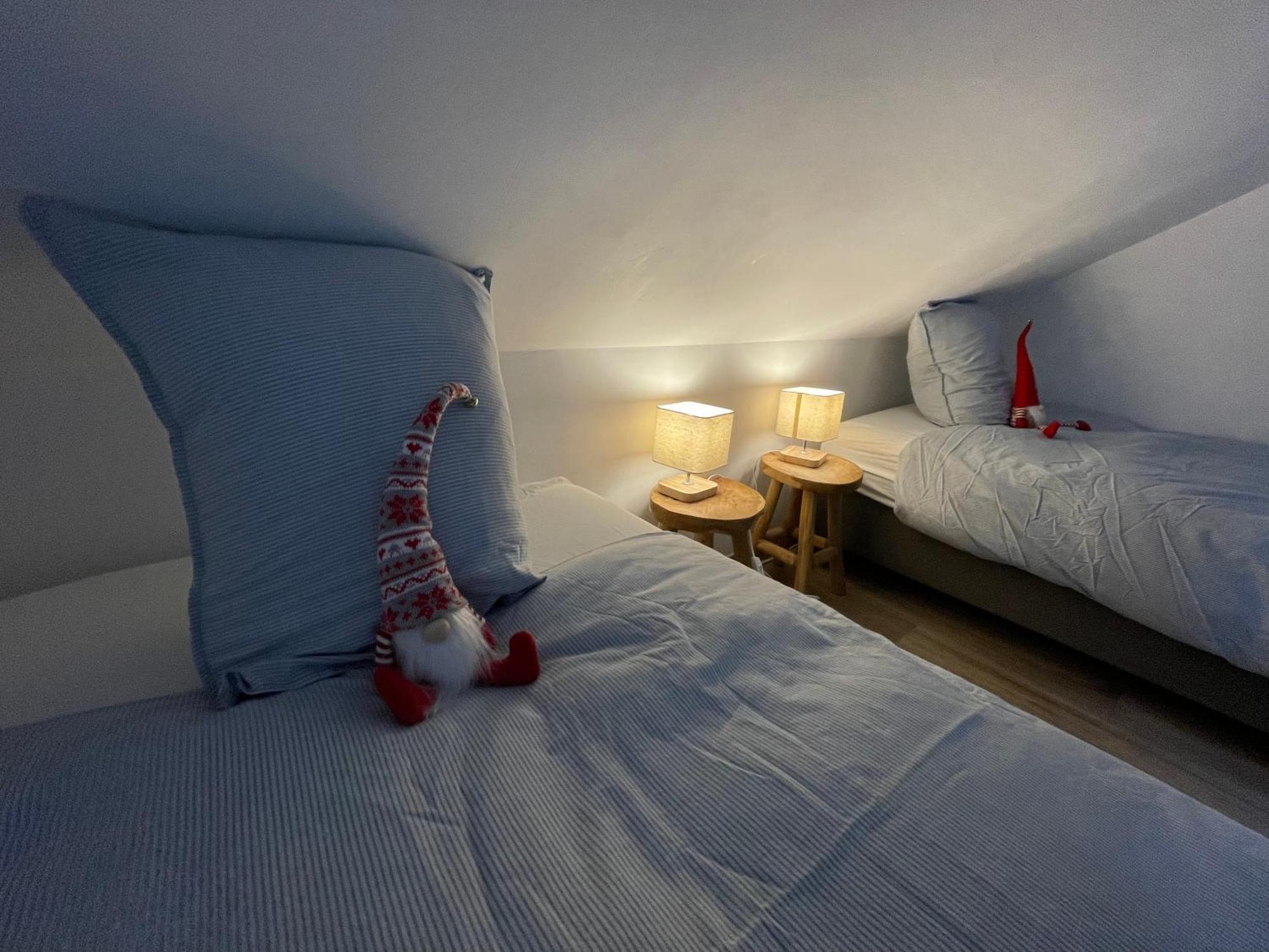 Le Grenier De Charlotte Apartment Libin Bagian luar foto